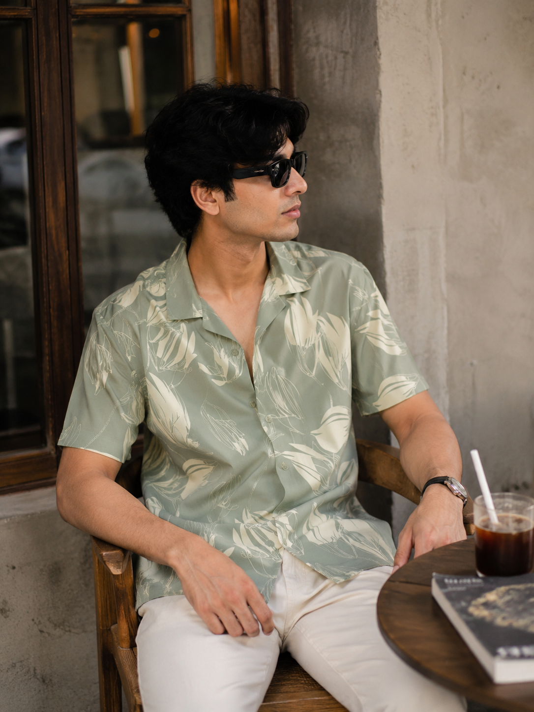 Men Floral Print Cuban Collar Shirt